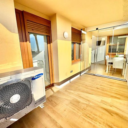 Gorgeous Apartment At The Sea In La Carihuela! Torremolinos Zewnętrze zdjęcie