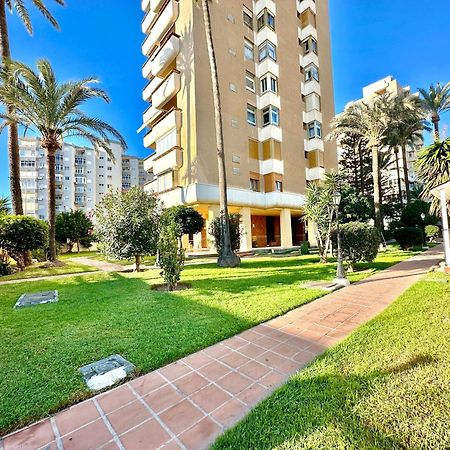 Gorgeous Apartment At The Sea In La Carihuela! Torremolinos Zewnętrze zdjęcie