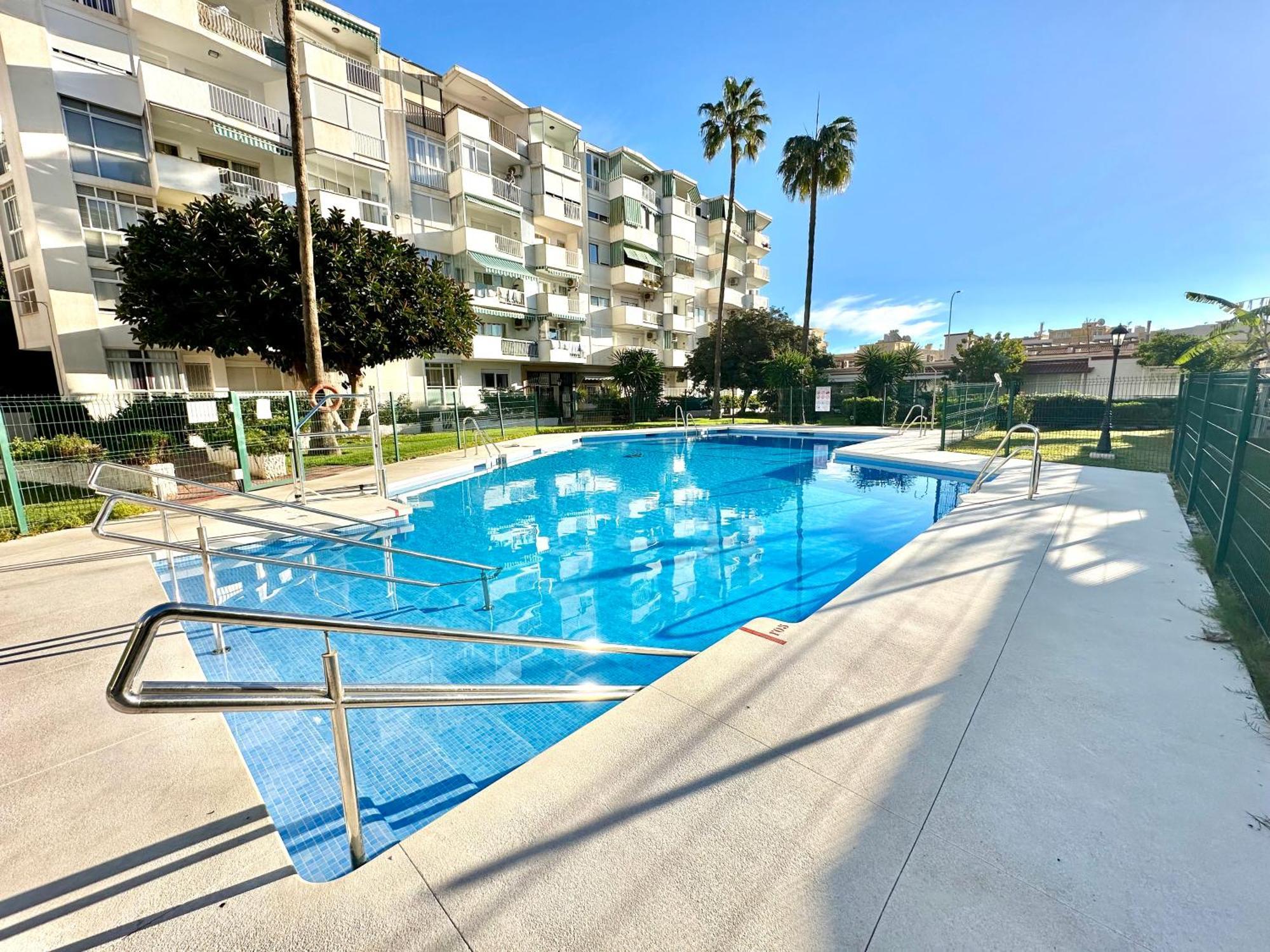 Gorgeous Apartment At The Sea In La Carihuela! Torremolinos Zewnętrze zdjęcie