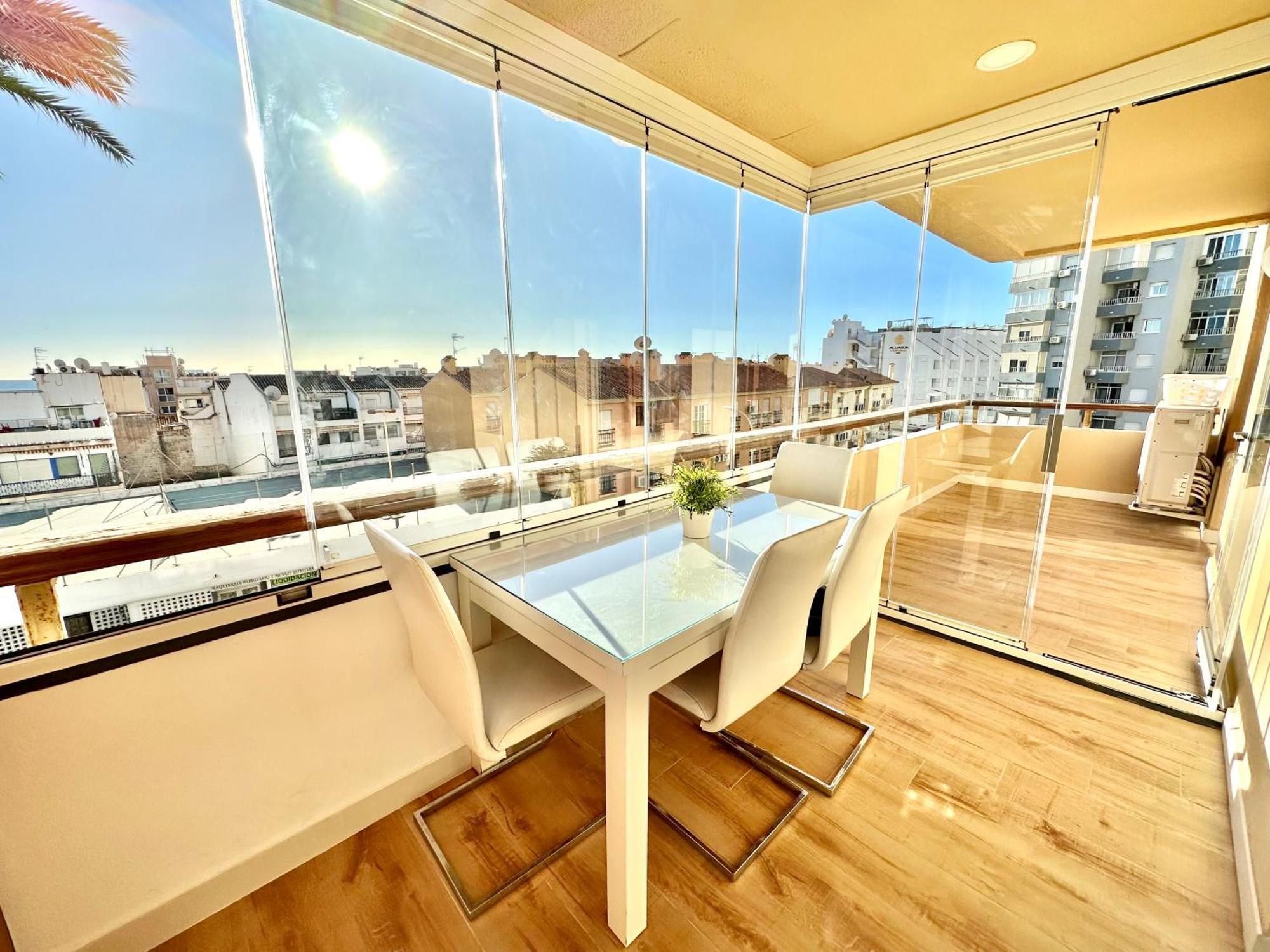 Gorgeous Apartment At The Sea In La Carihuela! Torremolinos Zewnętrze zdjęcie
