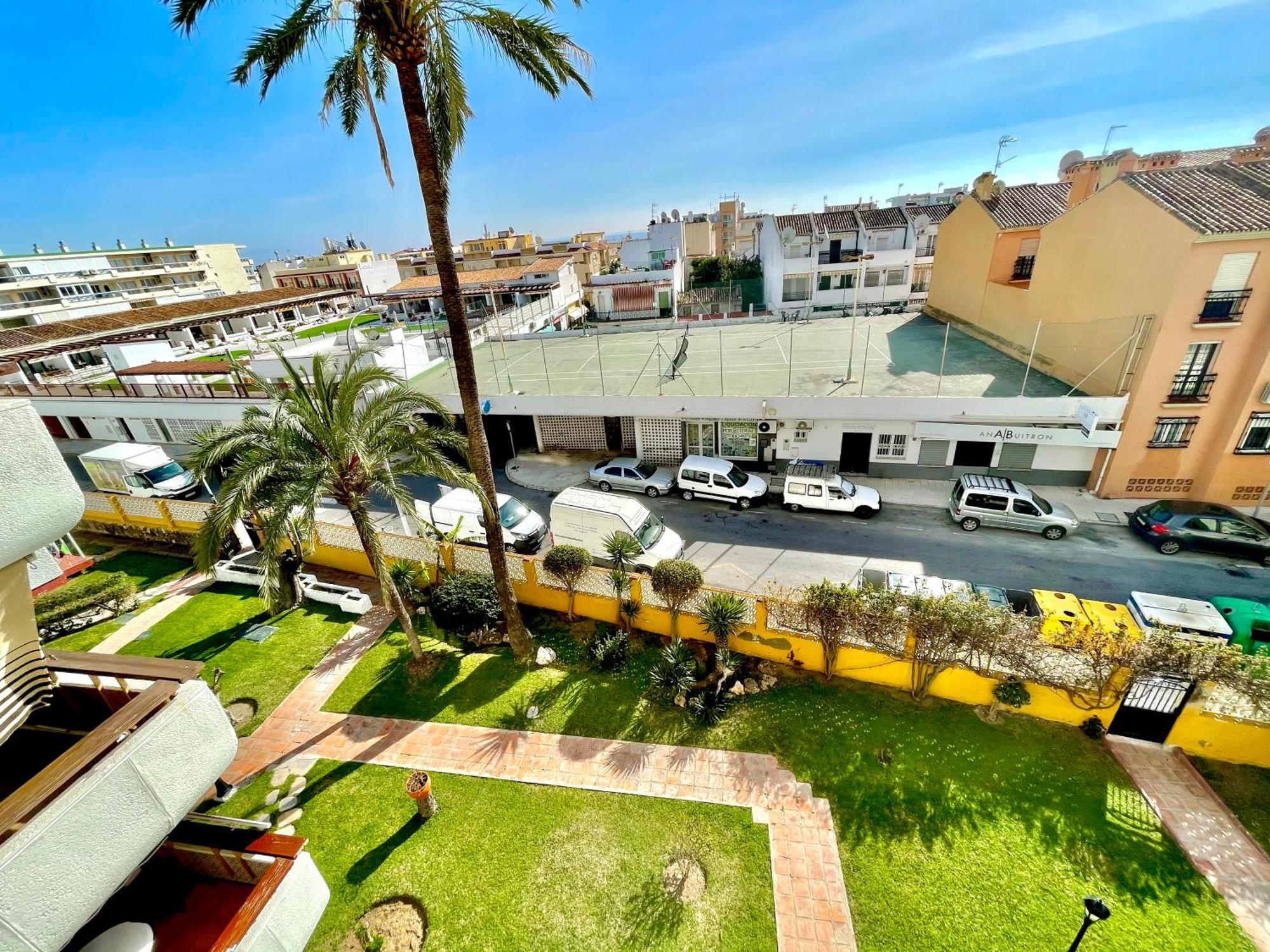 Gorgeous Apartment At The Sea In La Carihuela! Torremolinos Zewnętrze zdjęcie