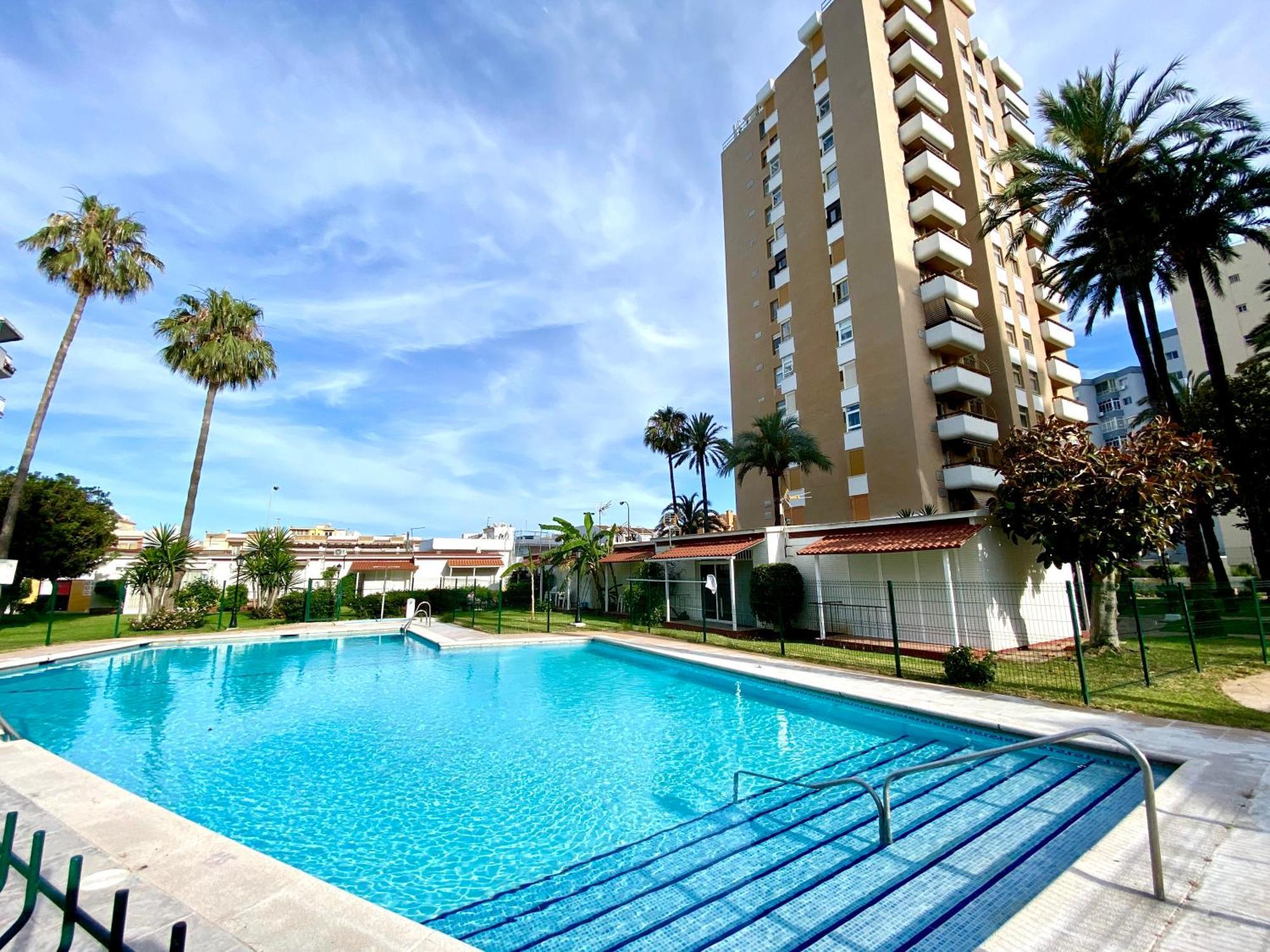 Gorgeous Apartment At The Sea In La Carihuela! Torremolinos Zewnętrze zdjęcie